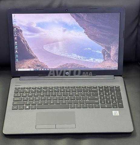 HP i5 10ème Gén RAM 8 Disque 256 SSD Écran 15