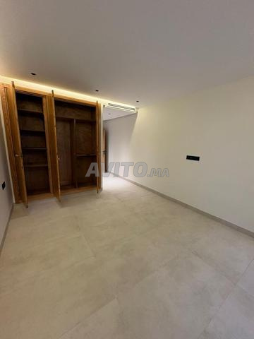 Merveilleux appartement vide racine