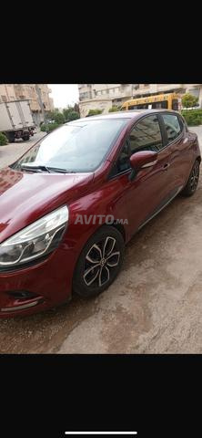 Clio 4 modèle 2021 full options - 2