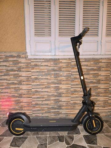 Trottinette électrique Ninebot G30 Max V2