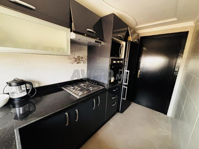APPARTEMENT MEUBLÉ À LOUER - 2