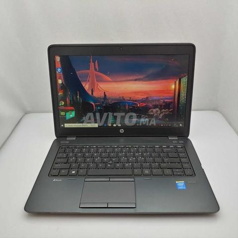 hp i7 zbook رسوميات مزدوجة رام 8 قرص SSD