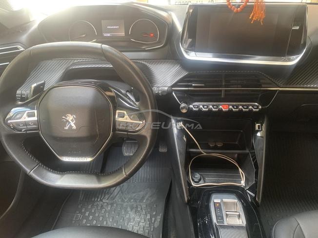 Peugeot 208 Diesel Automatique 2023 à Tanger