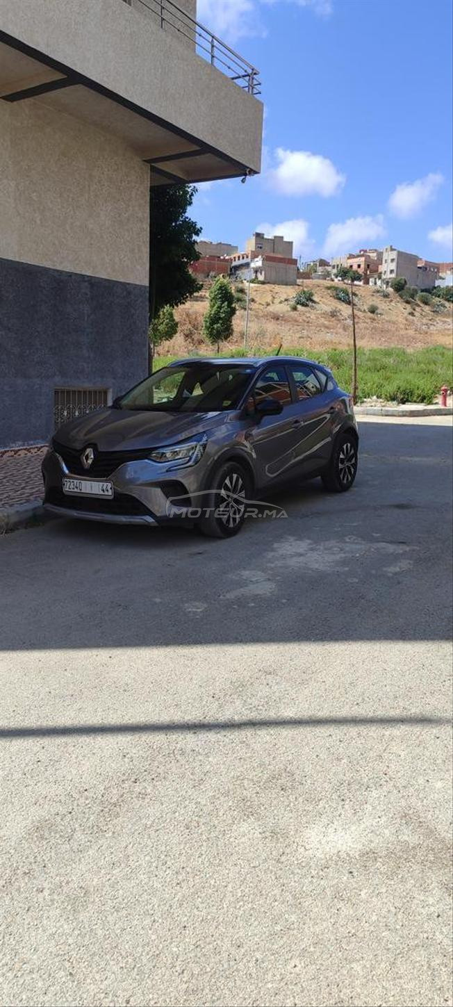 سيارة للبيع Renault captur 