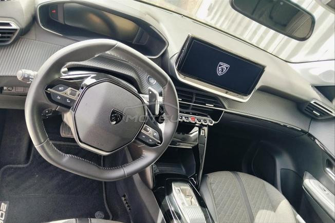 Peugeot 208 Hybride Automatique 2025 à Agadir