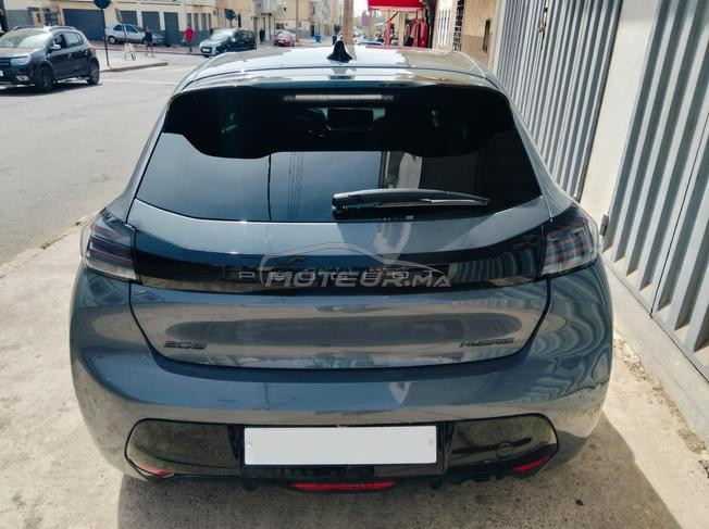 Peugeot 208 Hybride Automatique 2025 à Agadir