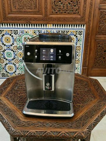 Machine à café Saeco automatique inox écran tactile - 2