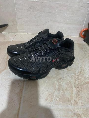 TN originales taille 39.5 avec une petite éraflure - 2
