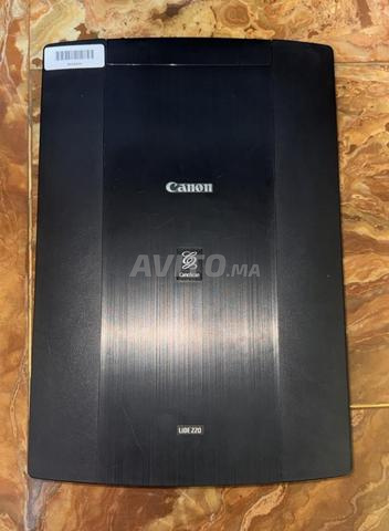 Scanner Canon CanoScan LiDE 220 – Très bon état