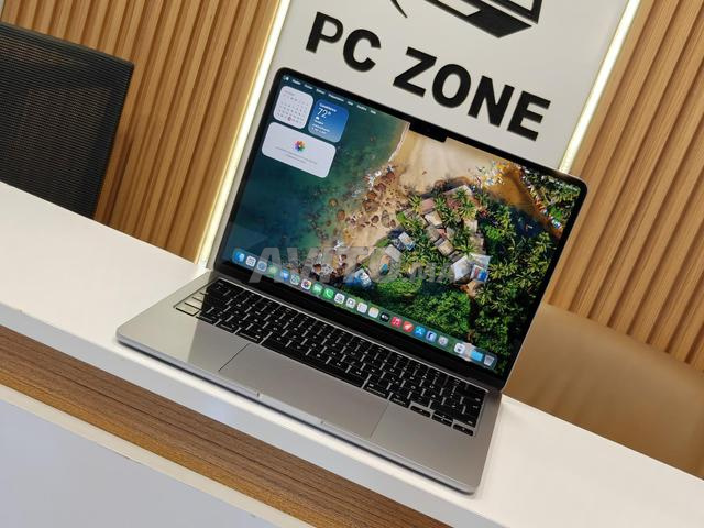 MACBOOK AIR M2 2022 14 POUCES/16GB/256 SSD