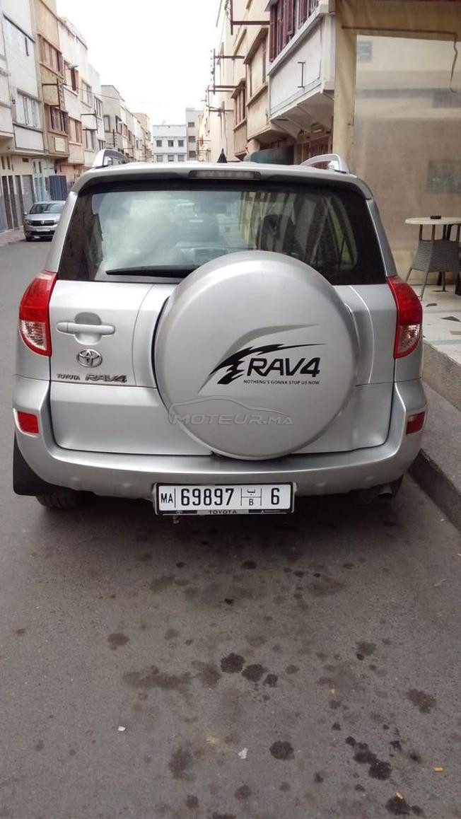Toyota RAV4 2007 première ✋