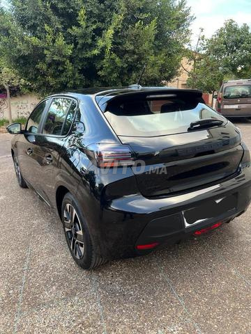 Peugeot 208 - 2