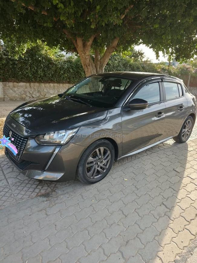 Peugeot 208 diesel modèle 2022