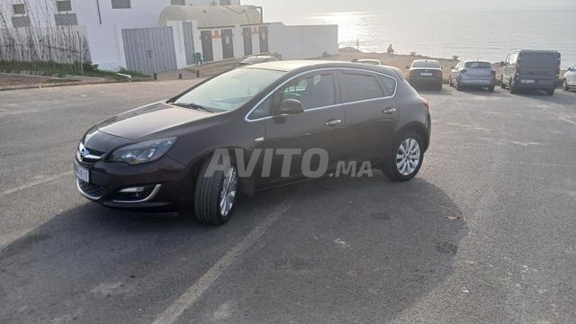 Opel Astra J 2.0 CDTI Automatique – 2015 - 2