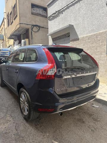 فولفو V40 D4 جديدة