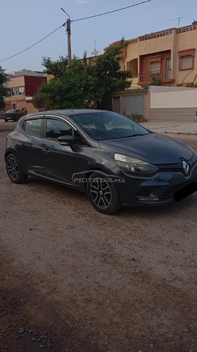 Renault Clio Diesel Manuelle 2016 à Agadir