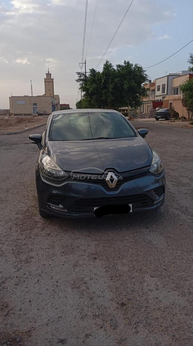 Renault Clio Diesel Manuelle 2016 à Agadir