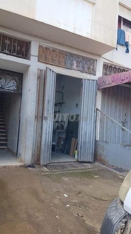 La moitié d'un magasin à vendre