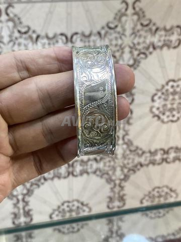 دملج النقرة الحرة بسعر 35 درهم للغرام 0649610276 - 2