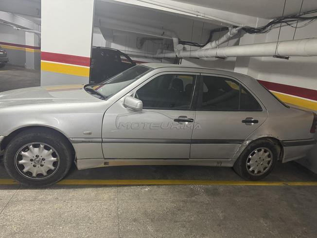 À VENDRE - Mercedes Classe C 1997 - Très bon état