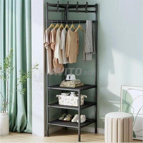 MULTIFUNCTIONAL CORNER علاقة ملابس عملية وأنيقة - 2