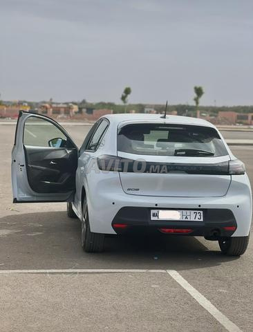 Peugeot 208 - 2