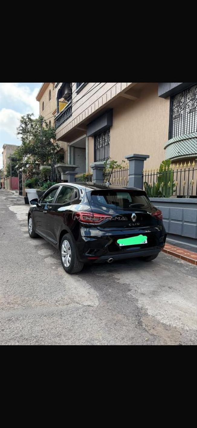 Renault Clio Essence Manuelle 2023 à Casablanca