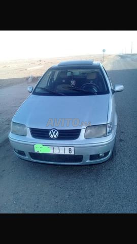 Volkswagen Polo Essence Manuelle 2000 à Agadir - 2