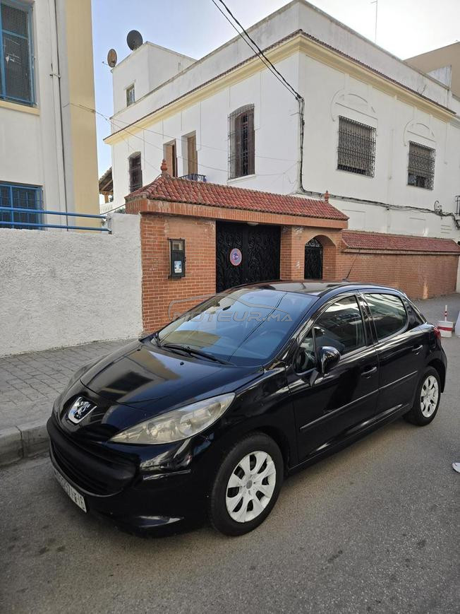 Peugeot 207 Essence Manuelle 2008 à Tanger
