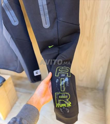 نايك إير تيك. S M L XL