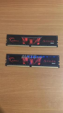 ذاكرة وصول عشوائي 16 جيجابايت (2x8 جيجابايت) DDR4 لأجهزة الكمبيوتر المخصصة للألعاب