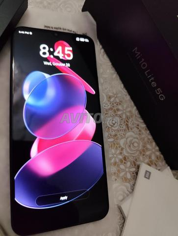 Xiaomi Mi 10 Lite 5G 128GB Propre avec sa boîte d'origine - 2