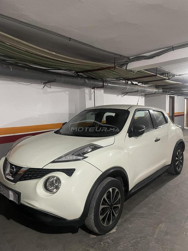 Nissan juck a ventre 