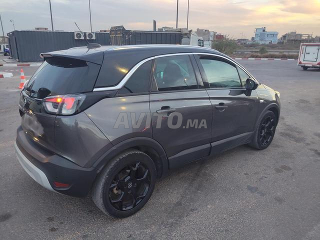 Opel Crossland Diesel Manuelle 2021 à Casablanca - 2