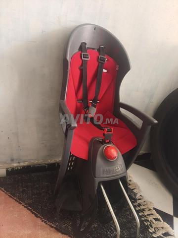 مقعد أطفال يريده من يرغب، مرحبًا