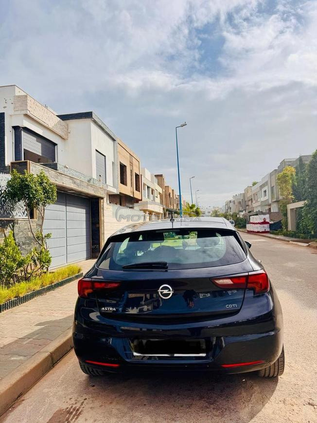 Opel Astra boite automatique première main 