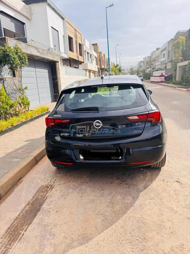 Opel Astra boite automatique première main 