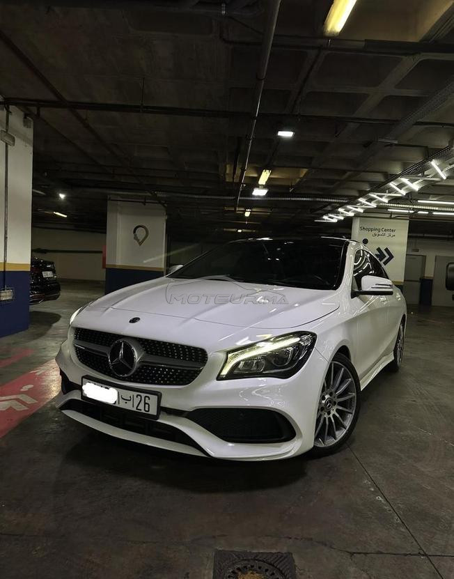 Mercedes Benz CLA 220 comme neuf