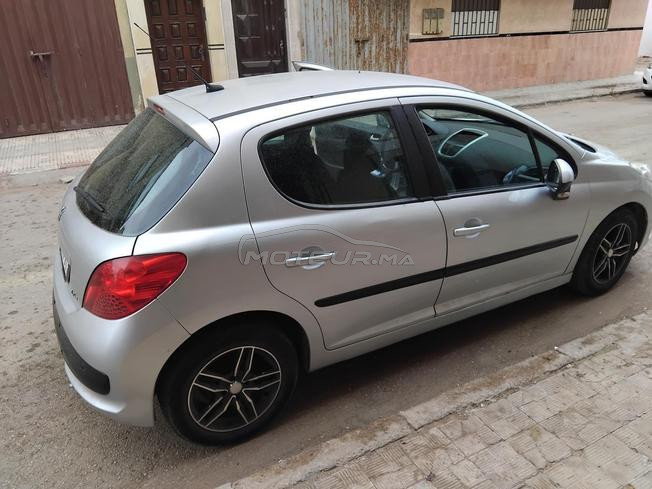 Peugeot  207