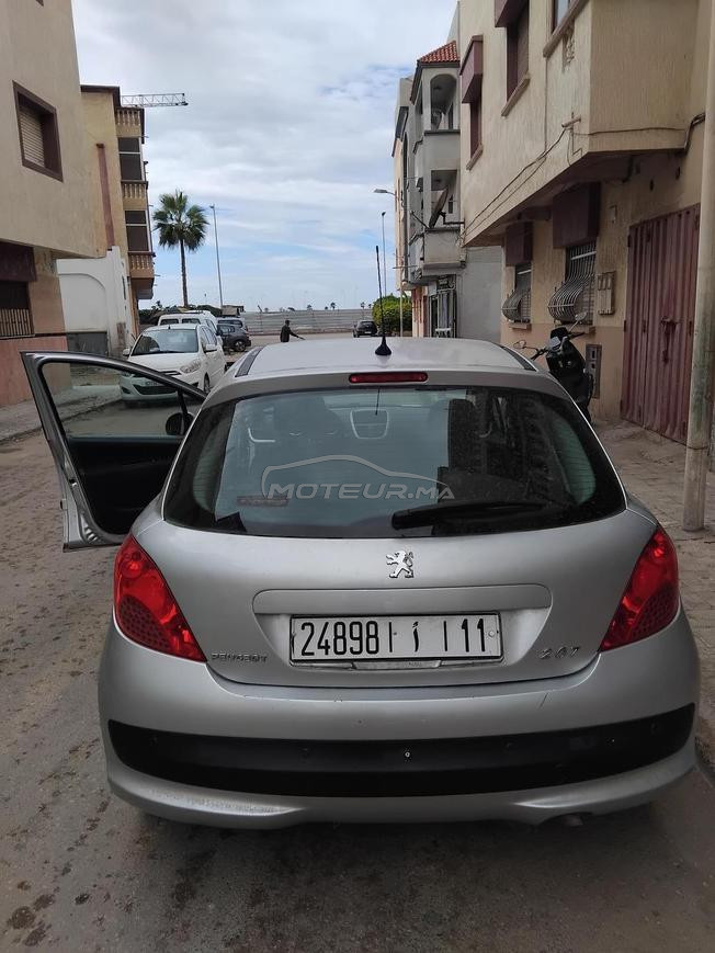 Peugeot  207