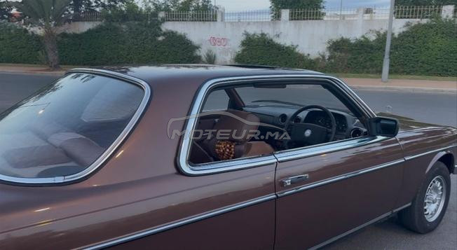 Mercedes-Benz W123 230C Coupé