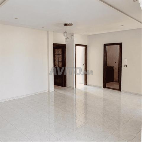 46788-بيع شقة بالدار البيضاء، حي المعاريف، امتداد المعاريف بمساحة - 2