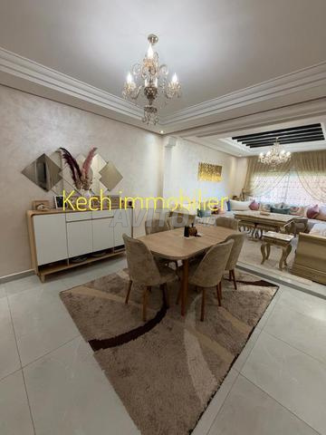 Bel appartement 3 chambres vide avec piscine - 2