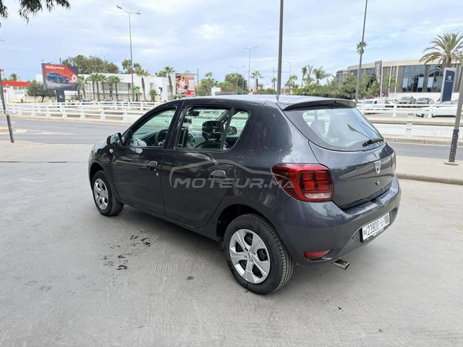 DACIA SANDERO (2019 / Diesel / Premier main)