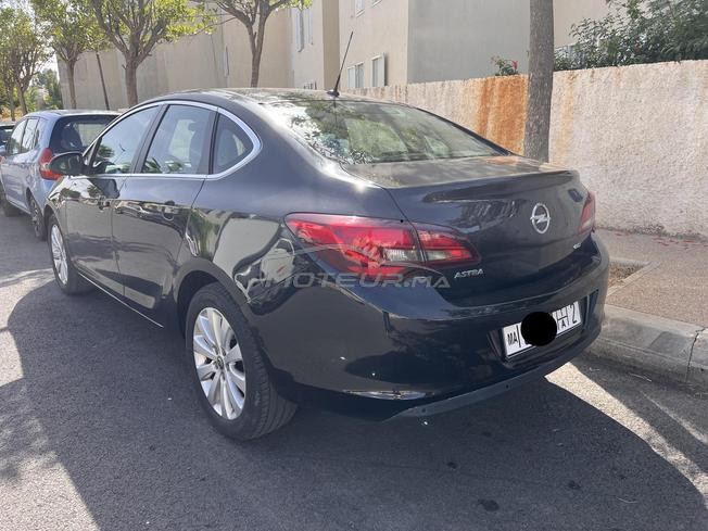 Opel Astra Diesel Manuelle 2019 à Rabat