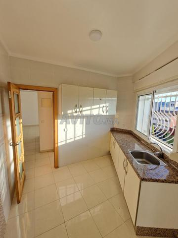 Appartement à louer 63 m² à Tanger - 2