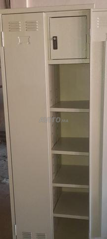 ARMOIRE EN METAL SUR MESURE