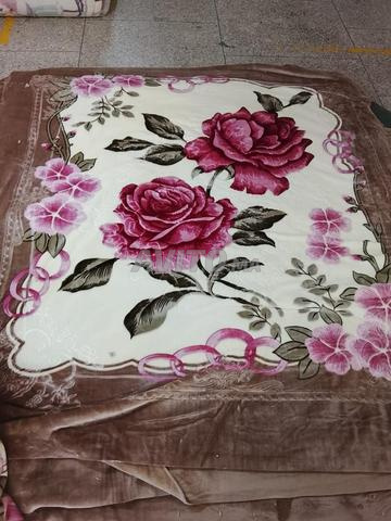 Couverture 240×220. 4 kg - 2