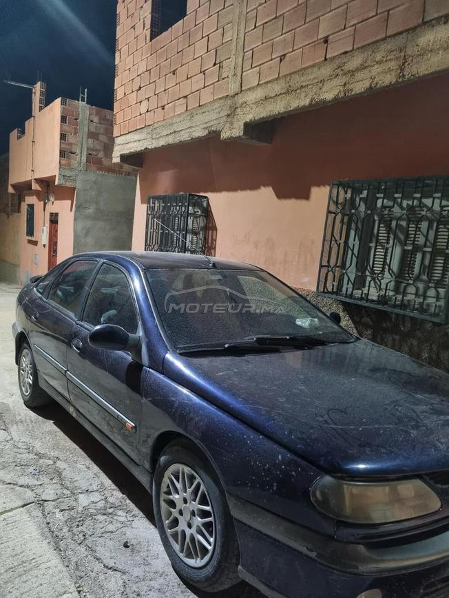 voiture Renault-laguna