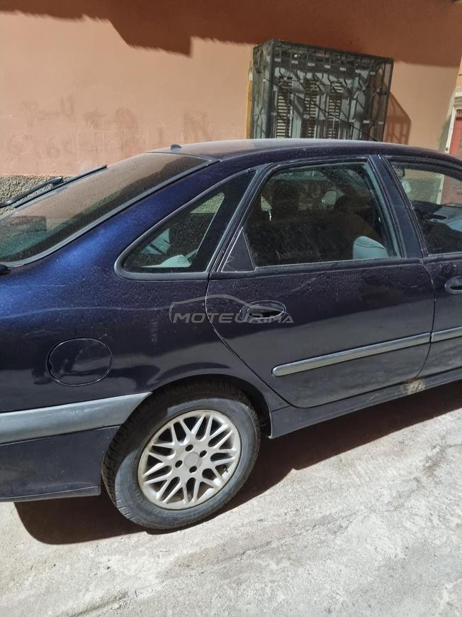 voiture Renault-laguna